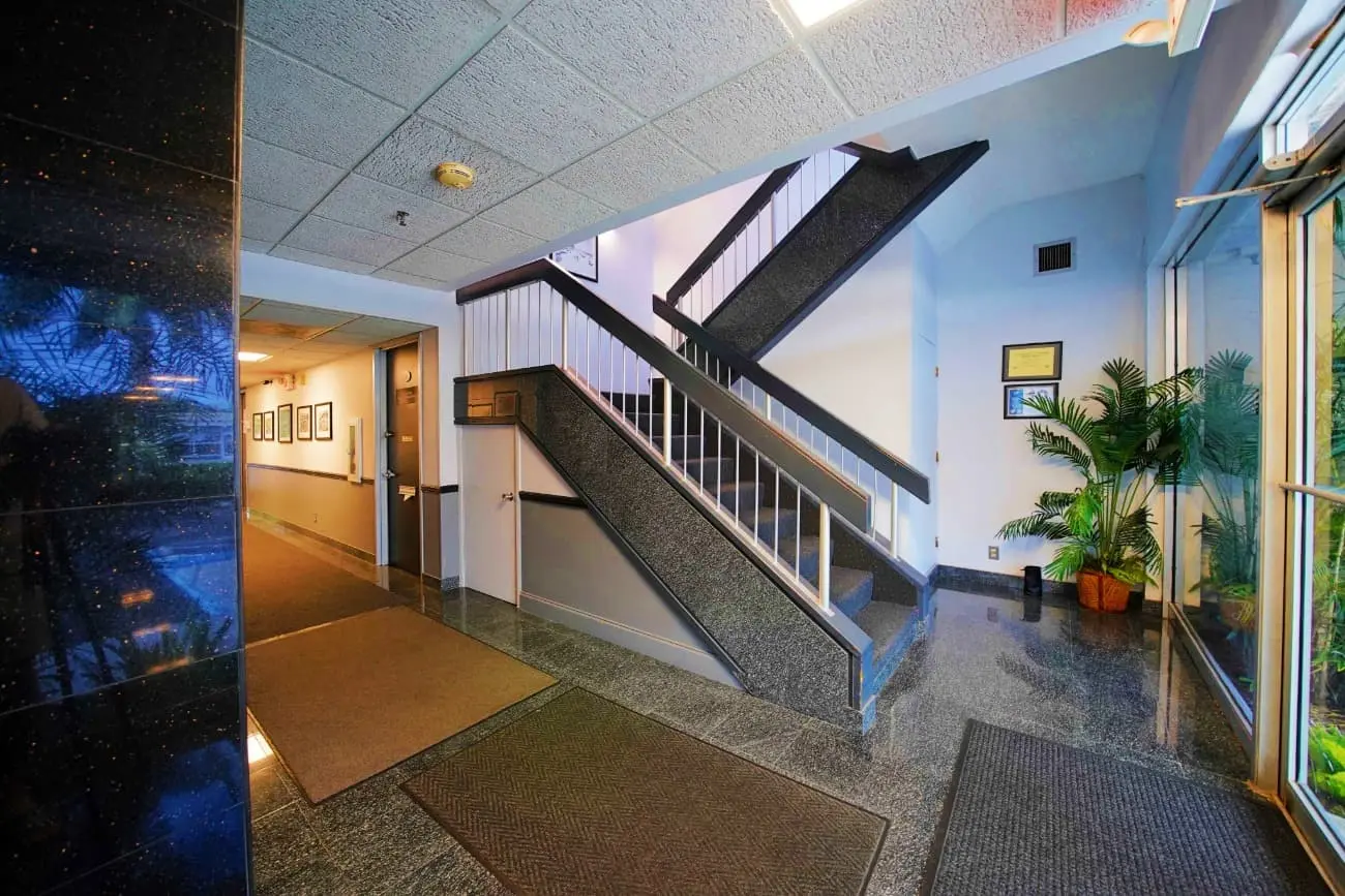 1995 E Oakland Park Blvd - Image 32